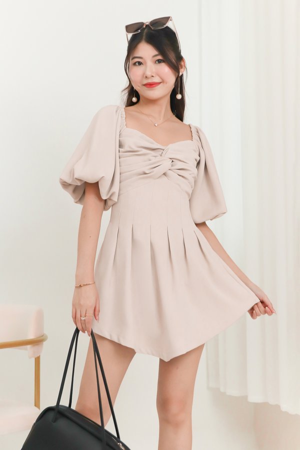 DEFECT | Paola Puffy Sleeved Romper Dress in Nude Grey in XS