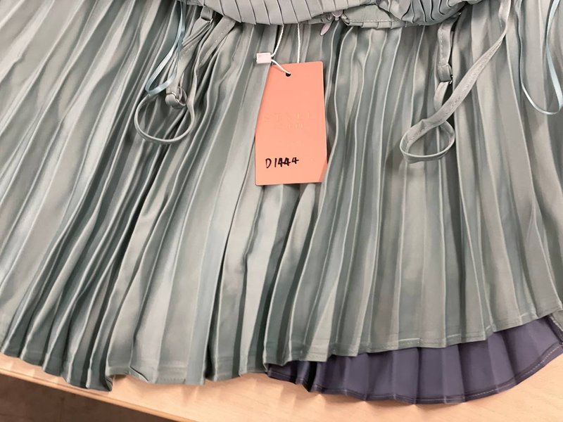 DEFECT | Cerine Colourblock Pleat Romper Dress in Teal x Navy in XS