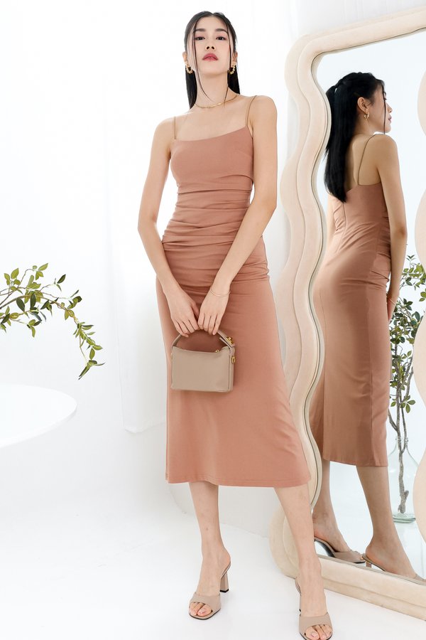 Pearlynn Padded Ruched Midi in Almond Brown