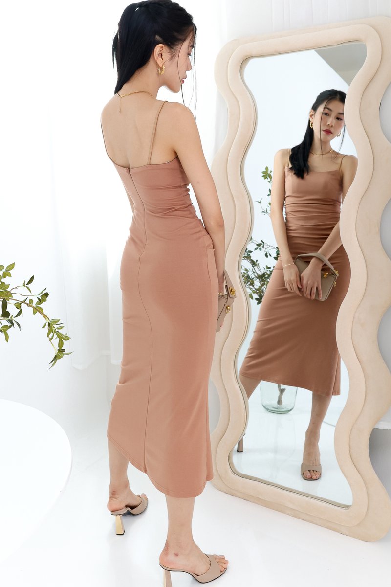 Pearlynn Padded Ruched Midi V1 in Almond Brown