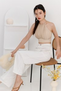 Peylyn Pleated Halter Top in Champagne Yellow Peylyn Pleated Halter Top in Champagne Yellow