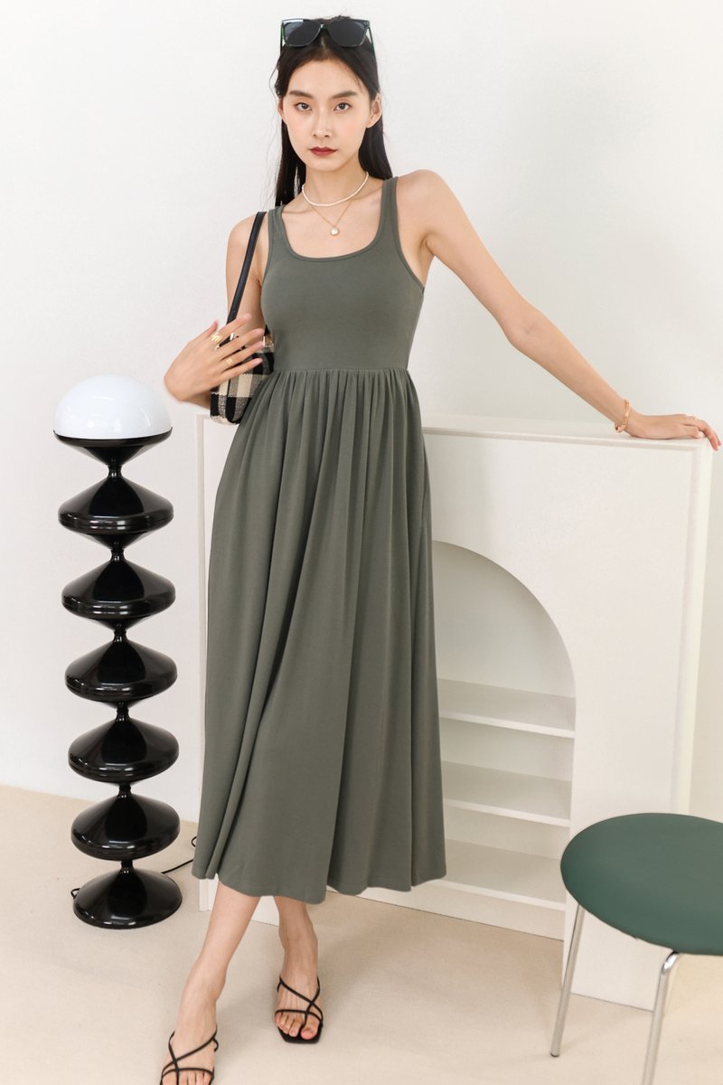 DEFECT | Ryn Racer Tank Midaxi in Muted Green in XL
