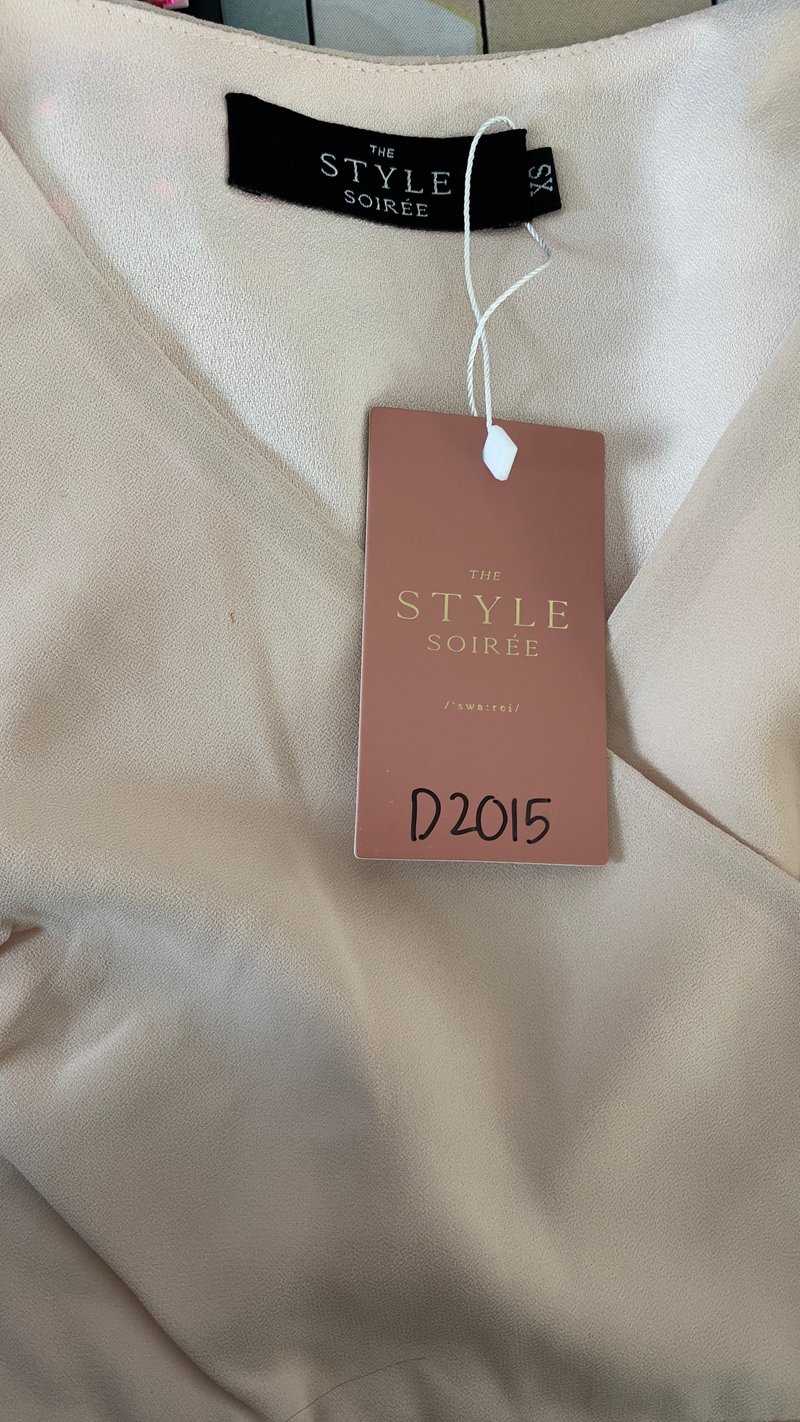 DEFECT | Peyrine Pleated Sleeved Top in Blush in XS