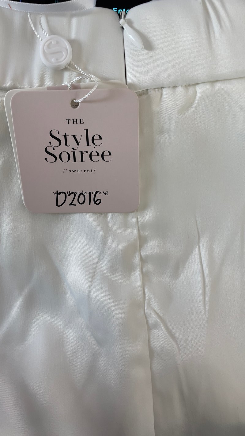 DEFECT | Seralie Satin Skorts in White in S DEFECT | Seralie Satin Skorts in White in S