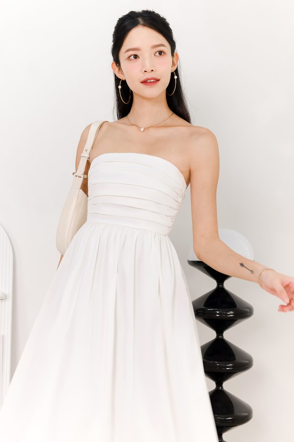 DEFECT | Teyrra Tube Ruched Midaxi Dress in White in S