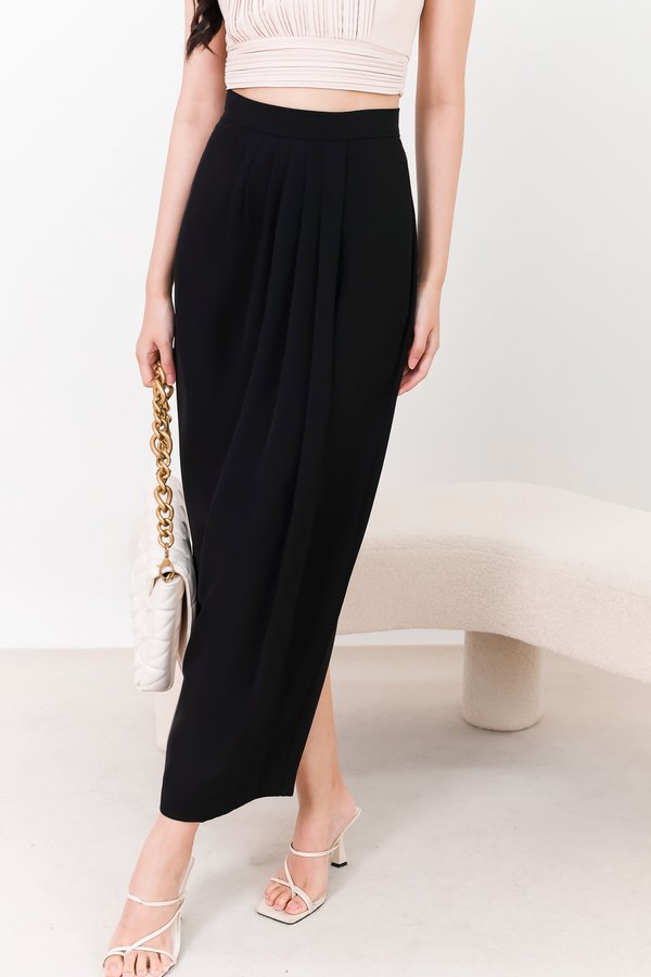 SALE EXCLUSIVE | Darryn Drape Midi Skirt in Black