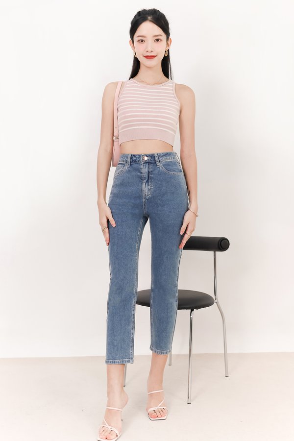Seraine Slim Cut Denim Jeans in Mid Wash
