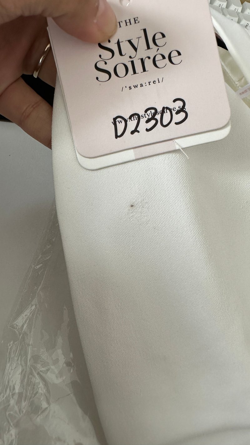 DEFECT | Ciara Co-ord Work Midi Skirt in White in XXS