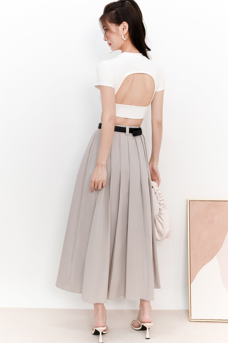 DEFECT | Beatrice Back Cut Out Tee in White in L