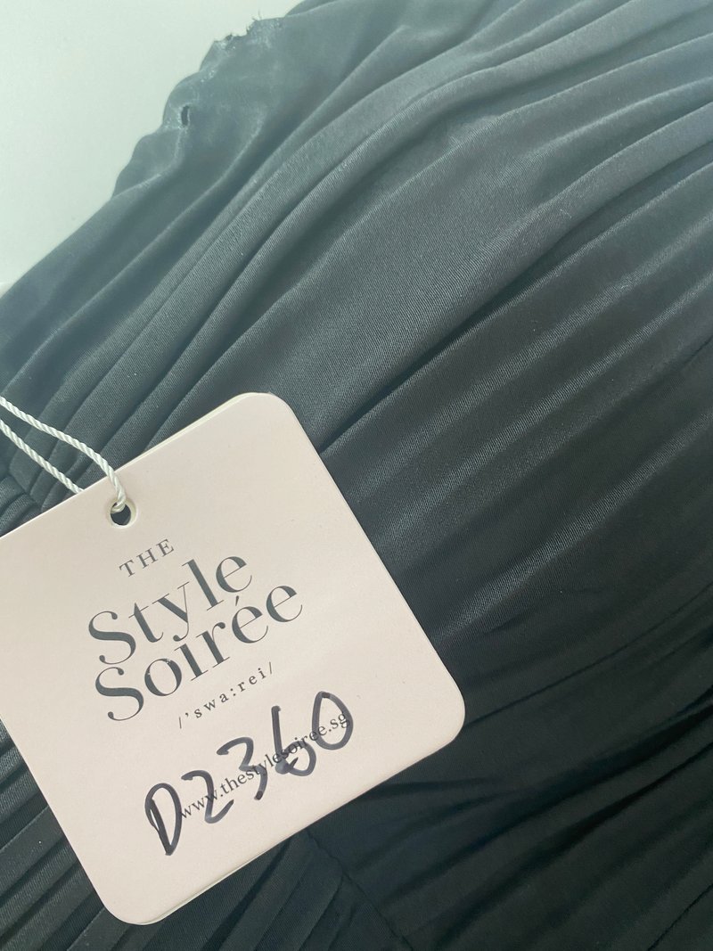 DEFECT | Poline Pleated Padded Top in Black in XS 