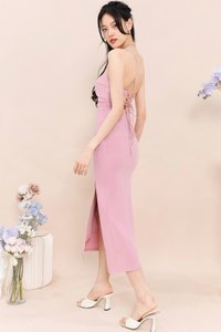 Perdynn Padded Tie Back Midaxi in Lavender Pink