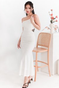 DEFECT | Tanrine Toga Midaxi in White in XS DEFECT | Tanrine Toga Midaxi in White in XS