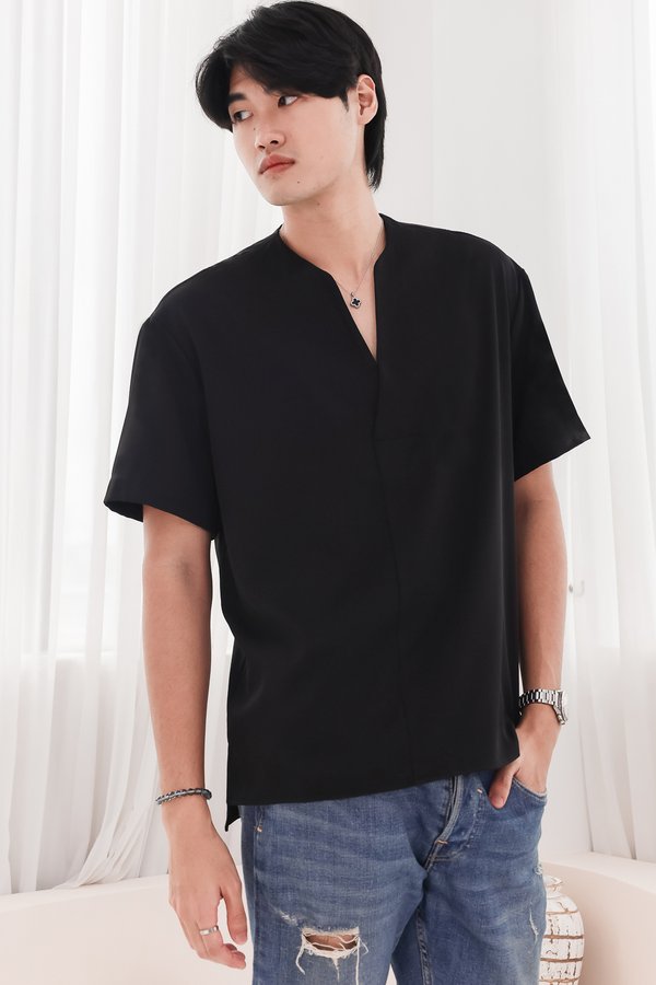 Saber Short Sleeve Shirt in Black