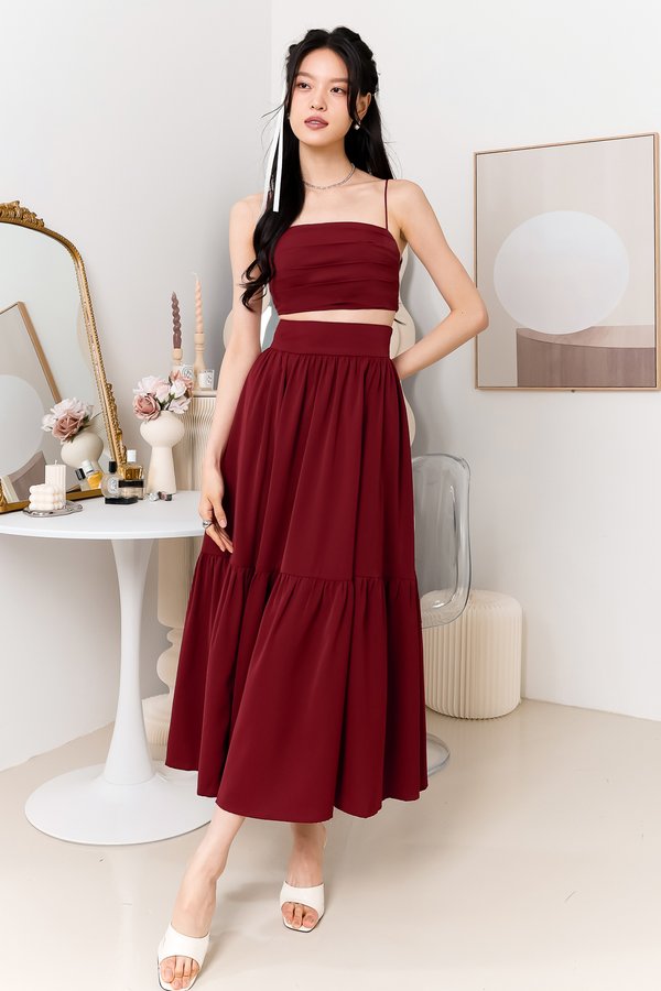 Tilly Tiered Co-ord Set Petite in Maroon