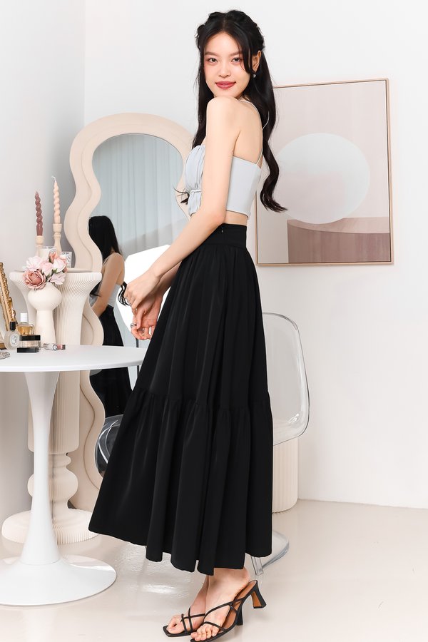 DEFECT | Tilly Tiered Maxi Petite in Black in M