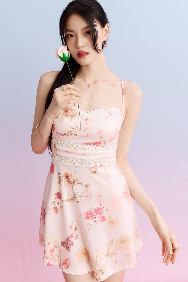 Saedyn Sweetheart Romper Dress in Pink Florals