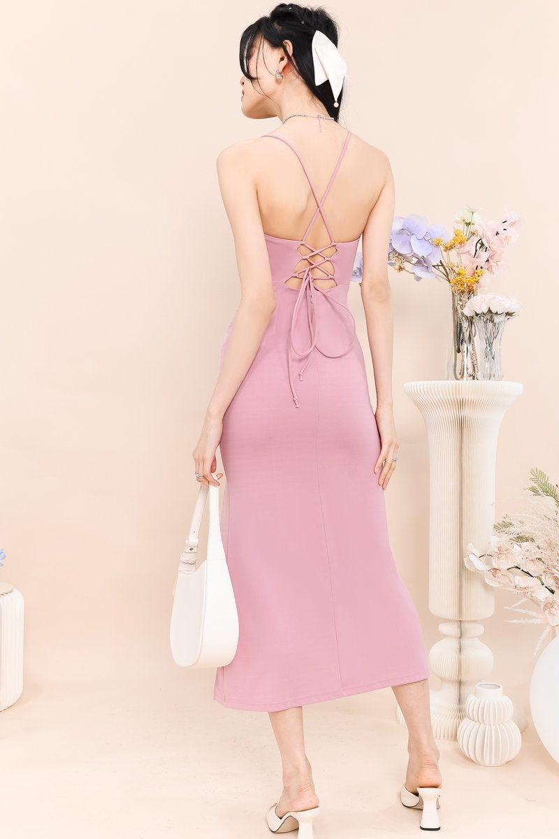 Perdynn Padded Tie Back Midaxi in Lavender Pink