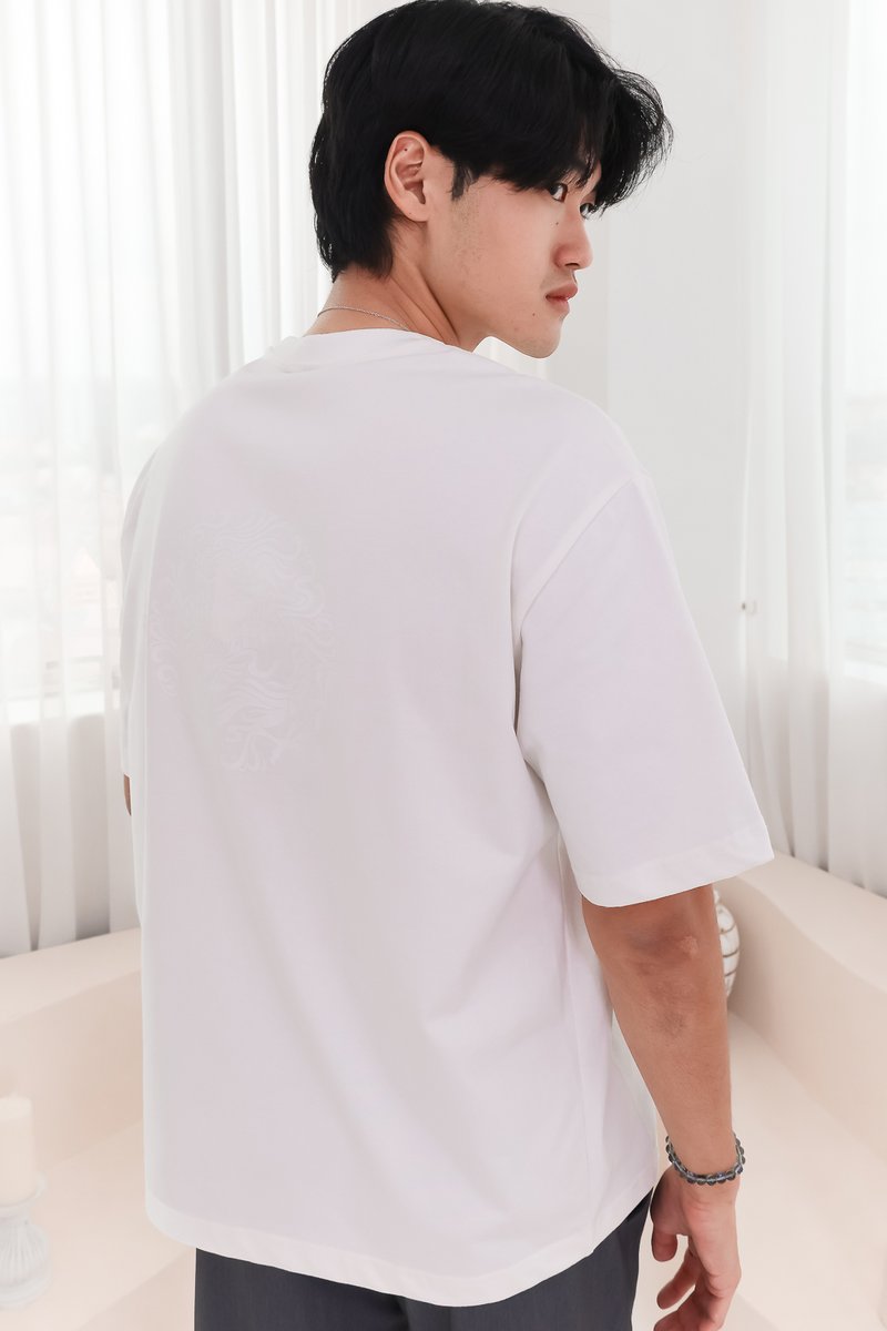 DEFECT | Zilong Tee in White in M
