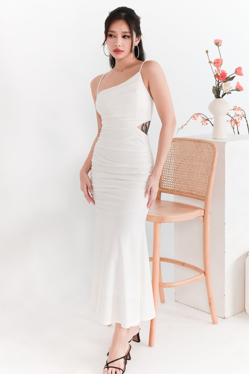 Tanrine Toga Midaxi in White
