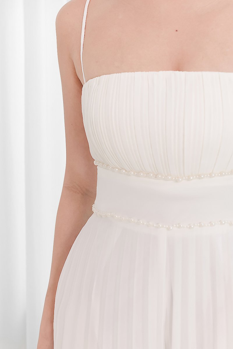 DEFECT | Perdi Pearl Pleated Jumpsuit in White in XS