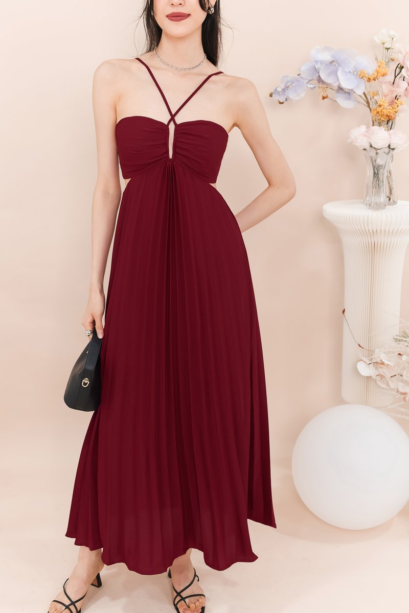 Casie Cut Out Pleat Maxi in Maroon