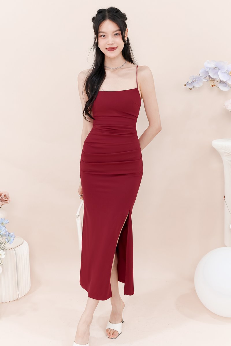 Perdynn Padded Tie Back Midaxi in Muted Red Perdynn Padded Tie Back Midaxi in Muted Red