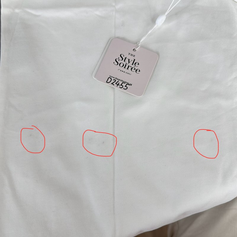 DEFECT | Zilong Tee in White in M