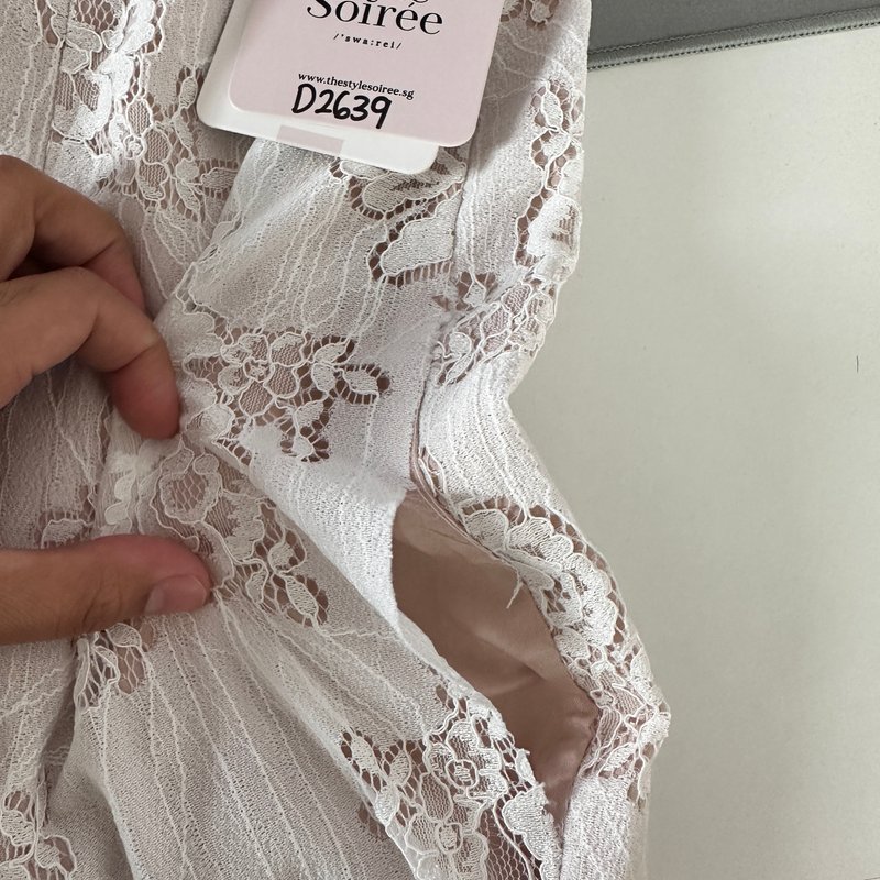 DEFECT | Carena Co-ord Slit Midi Skirt in White Lace in M