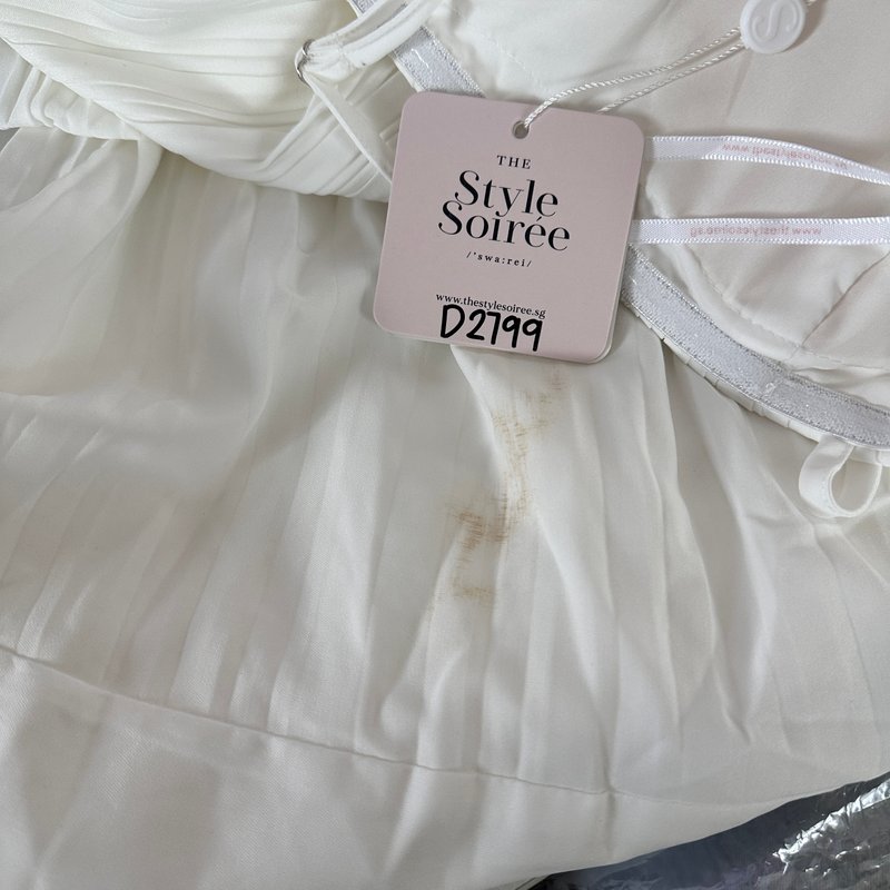 DEFECT | Pandora Pleat Cross Back Maxi in White in XXS