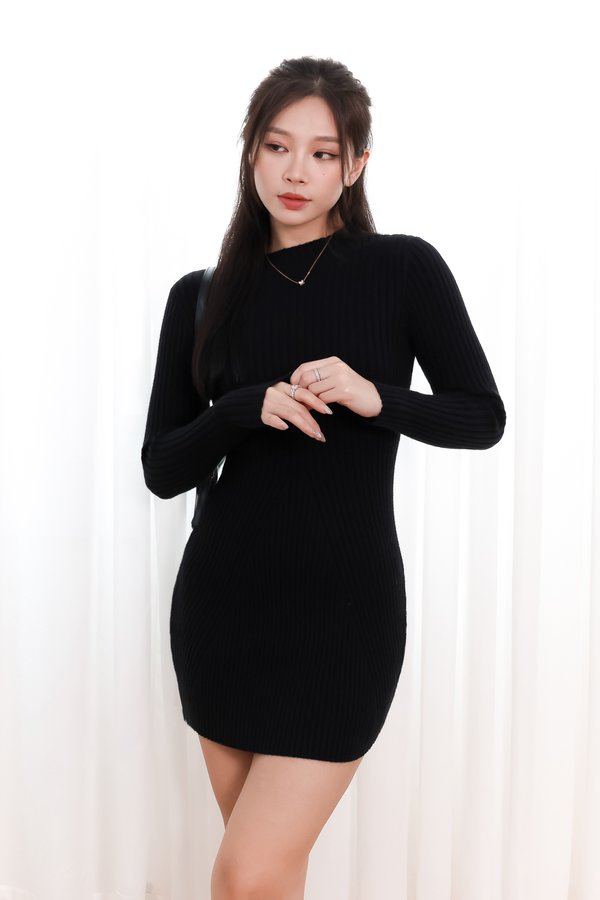 DEFECT | Sandie Sweater Dress in Black in S