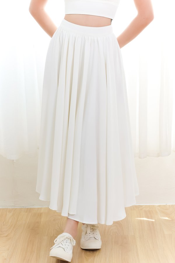 Heda Co-ord Maxi Skirt in White ( Petite Length )