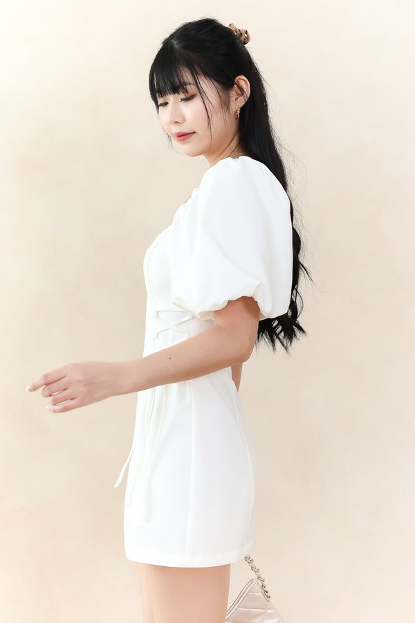 DEFECT | Serene Sweetheart Sleeved Romper Dress in White in L