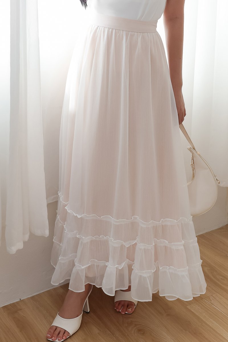 DEFECT | Ceda Chiffon Midaxi Skirt in White x Nude in XS DEFECT | Ceda Chiffon Midaxi Skirt in White x Nude in XS