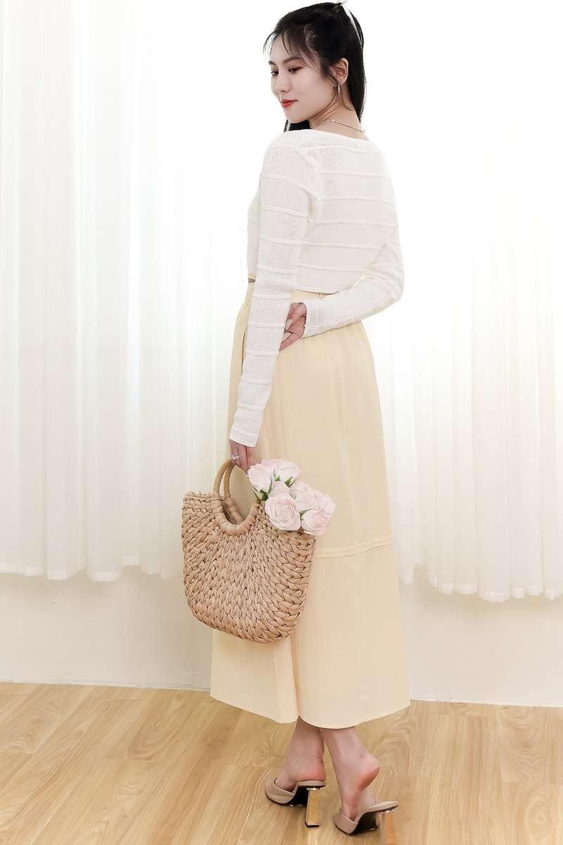 DEFECT | Tenna Tie Textured Cardigan in Cream White in XS