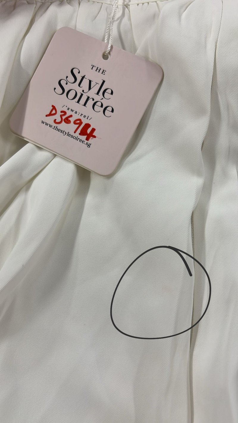 DEFECT | Heda Co-ord Maxi Skirt in White ( Petite Length ) in XL