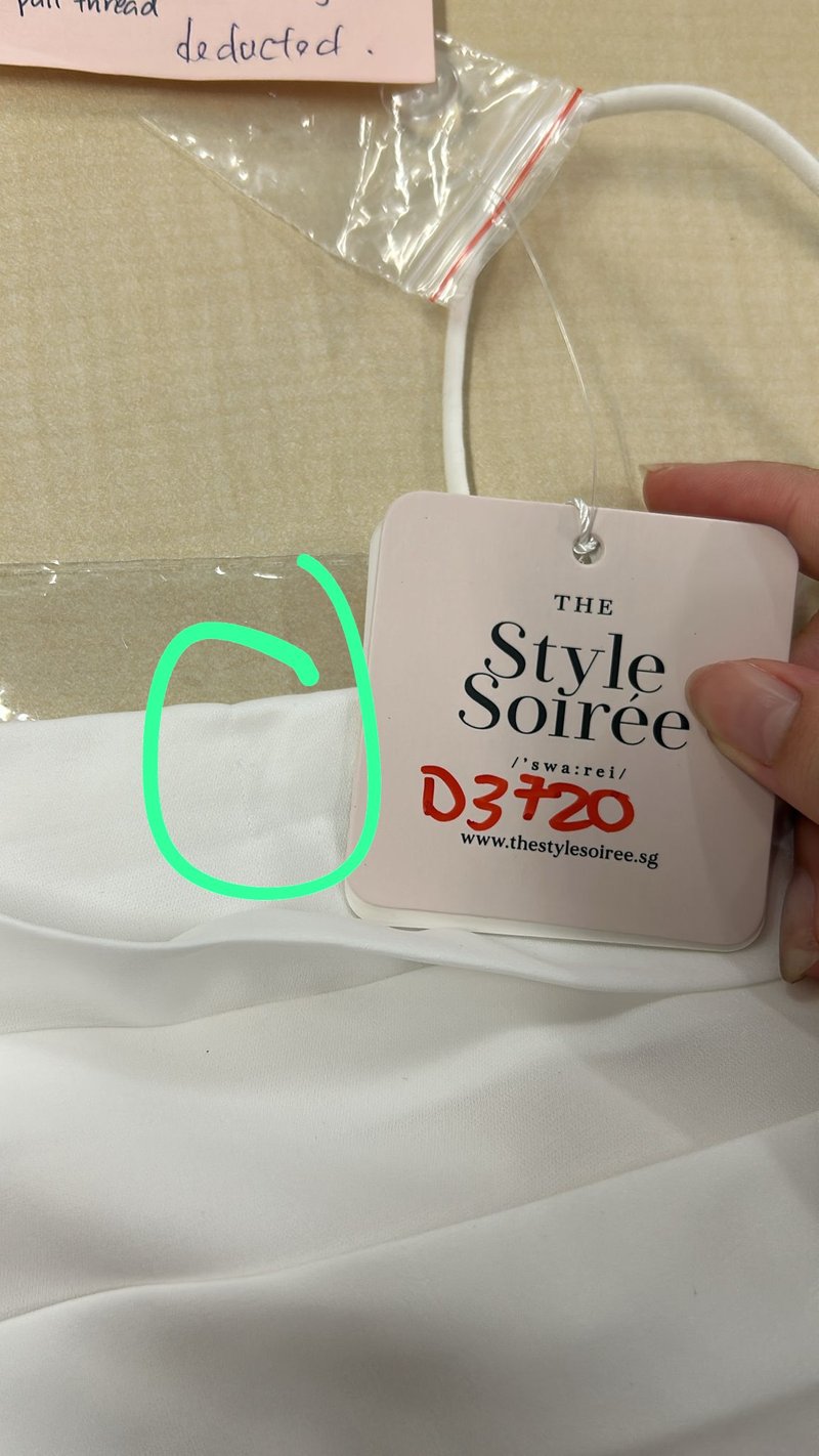 DEFECT | Tilly Tiered Top Petite V2 in White in XL DEFECT | Tilly Tiered Top Petite V2 in White in XL