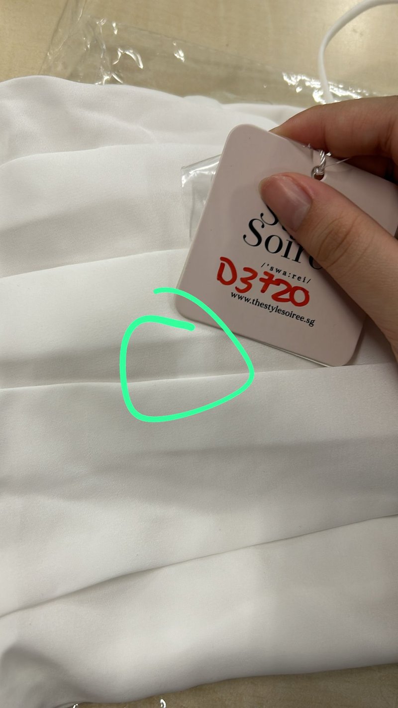 DEFECT | Tilly Tiered Top Petite V2 in White in XL DEFECT | Tilly Tiered Top Petite V2 in White in XL