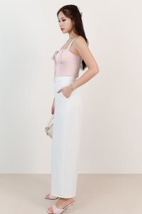 DEFECT | Elevate Highwaist Pants V4 in White ( Regular Length ) in XL DEFECT | Elevate Highwaist Pants V4 in White ( Regular Length ) in XL