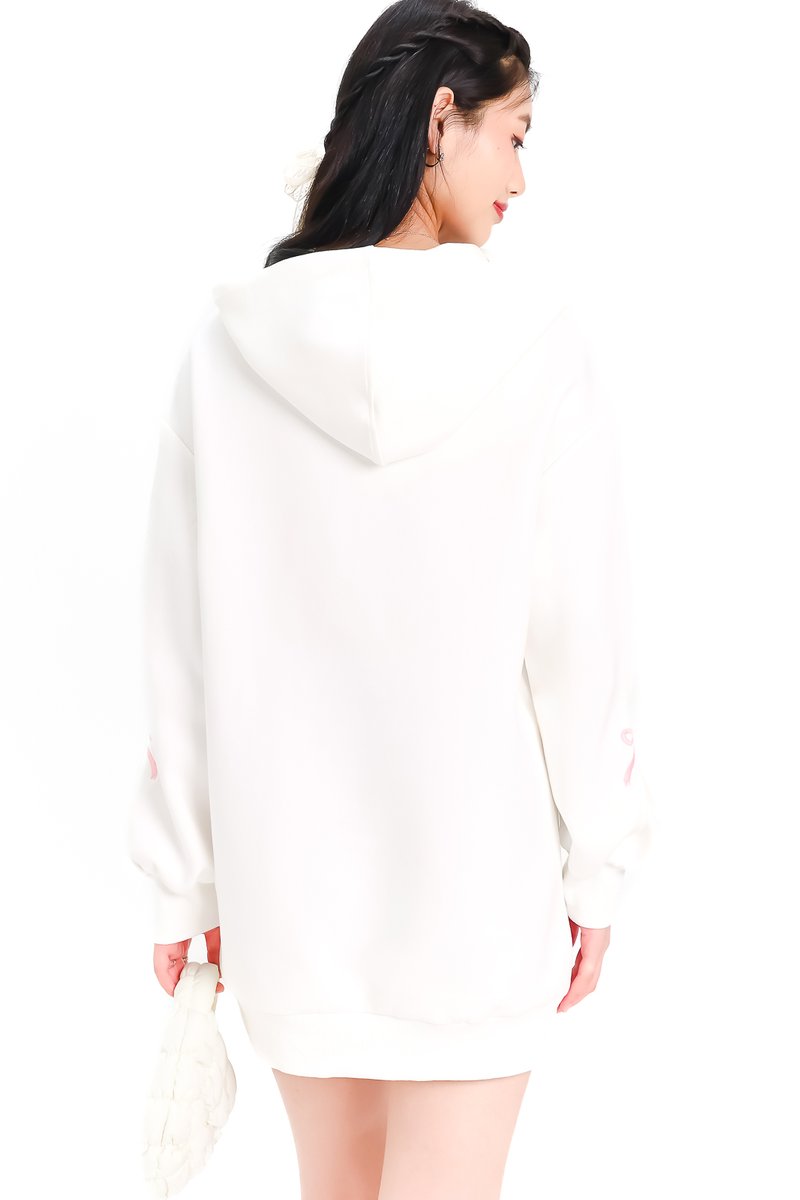 DEFECT | Reyla Ribbon Embroidered Hoodie in White in M