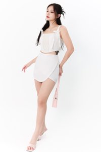 DEFECT | Calista Co-ord Overlap Skorts in White in XS DEFECT | Calista Co-ord Overlap Skorts in White in XS
