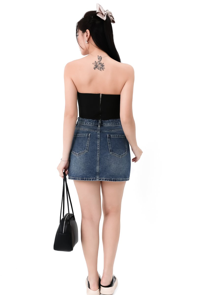 Daye Denim Skorts in Dark Wash