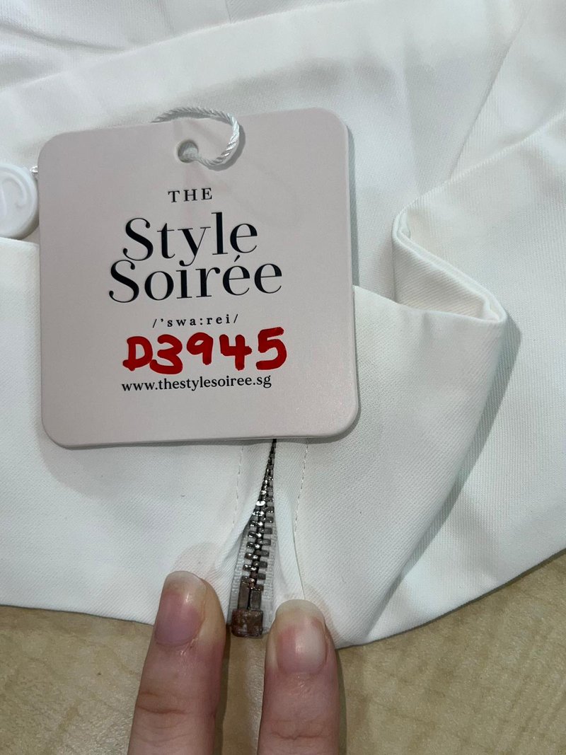 DEFECT | Heda Halter Co-ord Top in White in L DEFECT | Heda Halter Co-ord Top in White in L