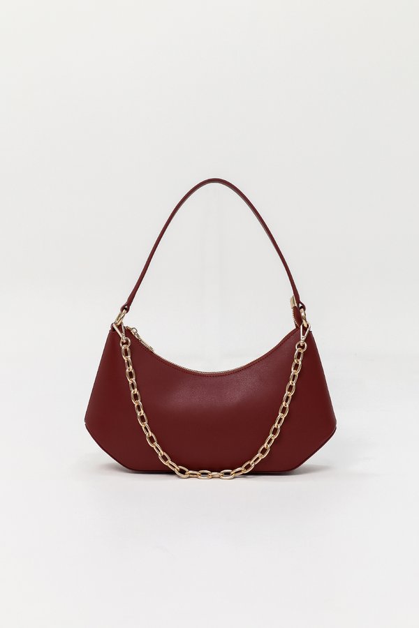 In the style bags online