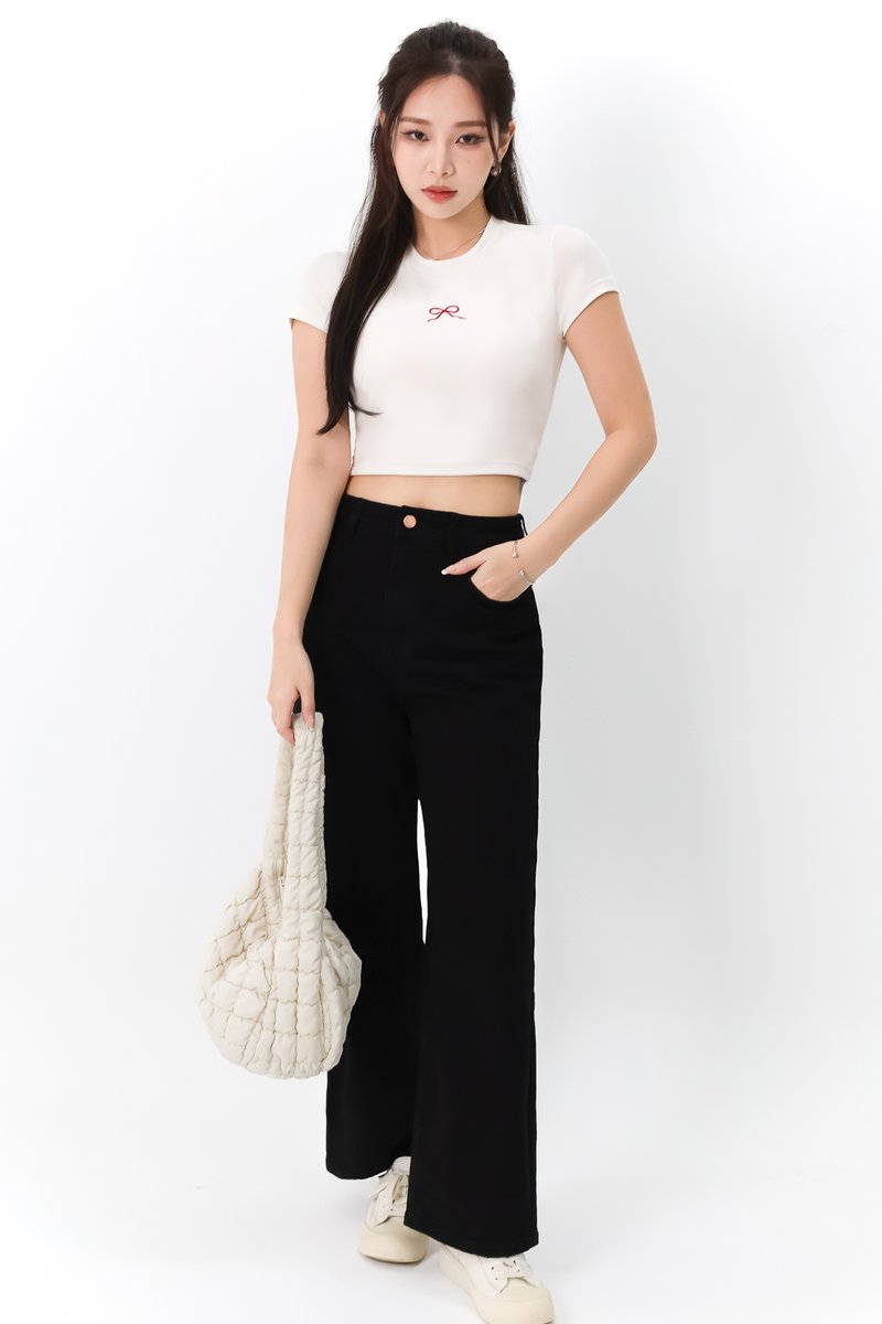 Steyra Straight Cut Denim Jeans V3 in Black