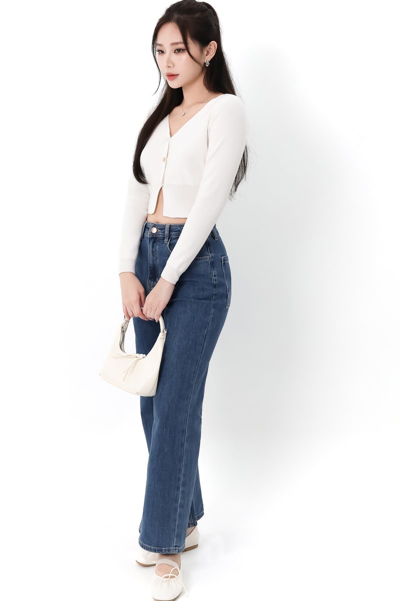 Steyra Straight Cut Denim Jeans V3 in Mid Wash