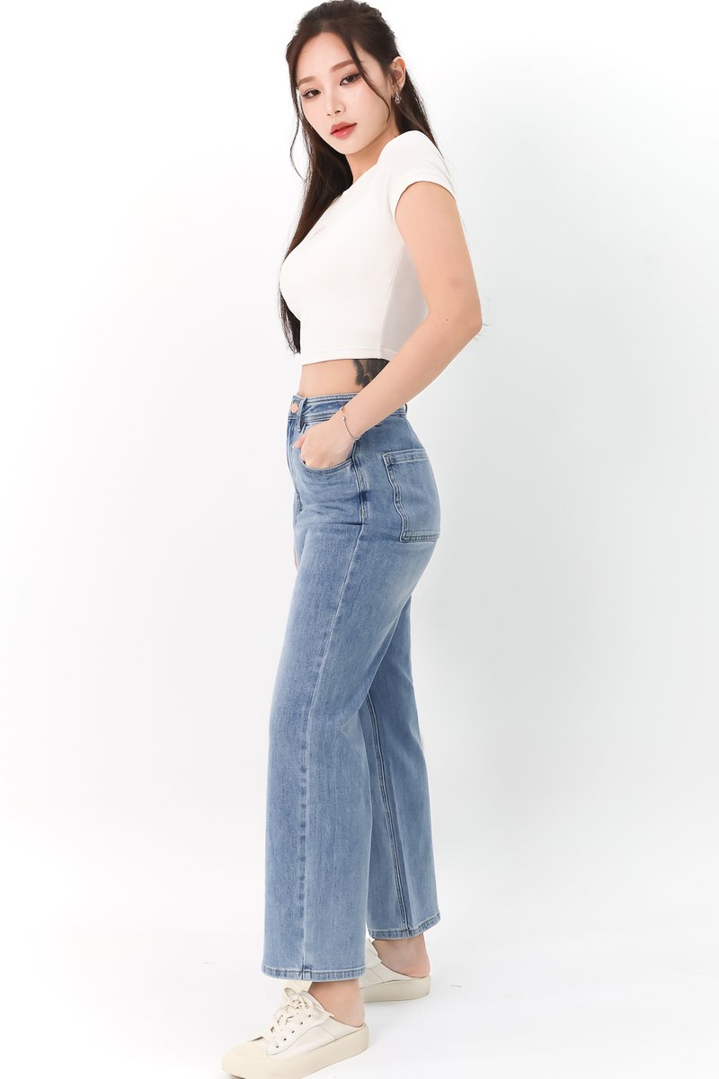 Steyra Straight Cut Denim Jeans V3 in Light Wash