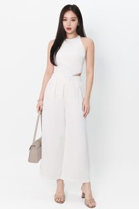 Chernise Co-ord Set in White ( Petite Length )