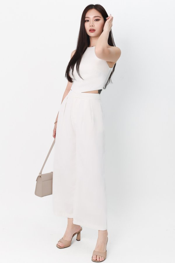 Chernise Co-ord Highwaist Pants in White ( Petite Length )