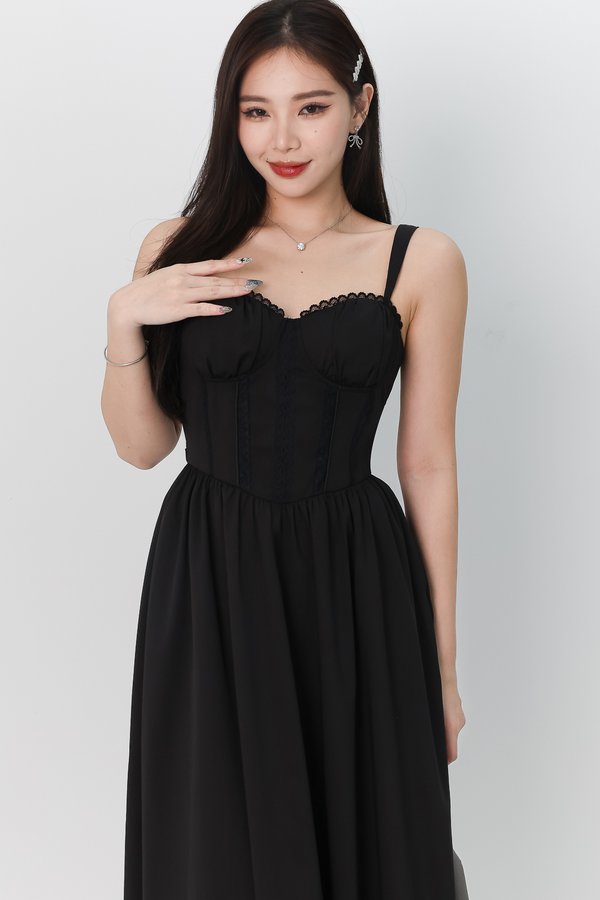 Lyla Lace Bustier Midaxi in Black