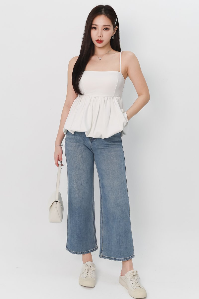 Hadley Highwaist Denim Jeans in Light Wash ( Petite Length ) Hadley Highwaist Denim Jeans in Light Wash ( Petite Length )